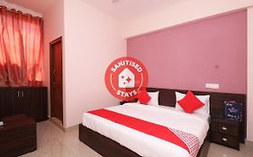 Oyo Flagship 22749 Hotel Mda